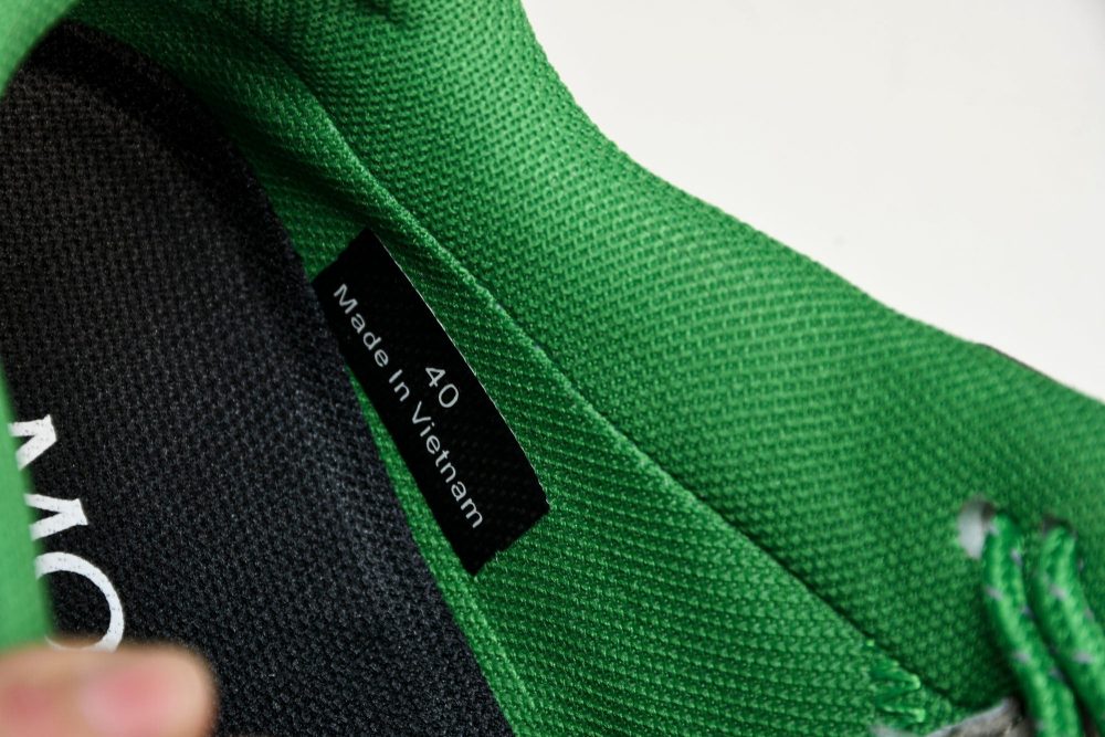Moncler Trailgrip GTX 'Beige Green' - Image 13