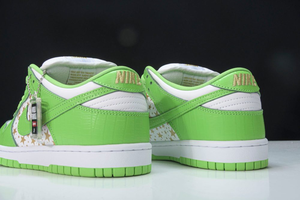 Supreme x SB Dnk Low Stars 'Mean Green' - Image 8