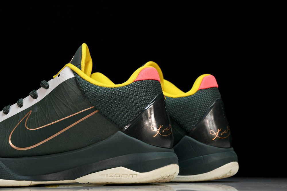 Kobe 5 Protro 'EYBL' - Image 8