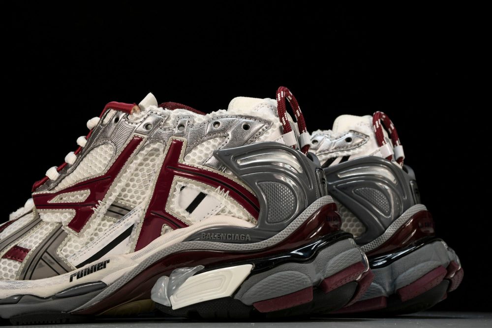 Runner 'Burgundy' - Image 8