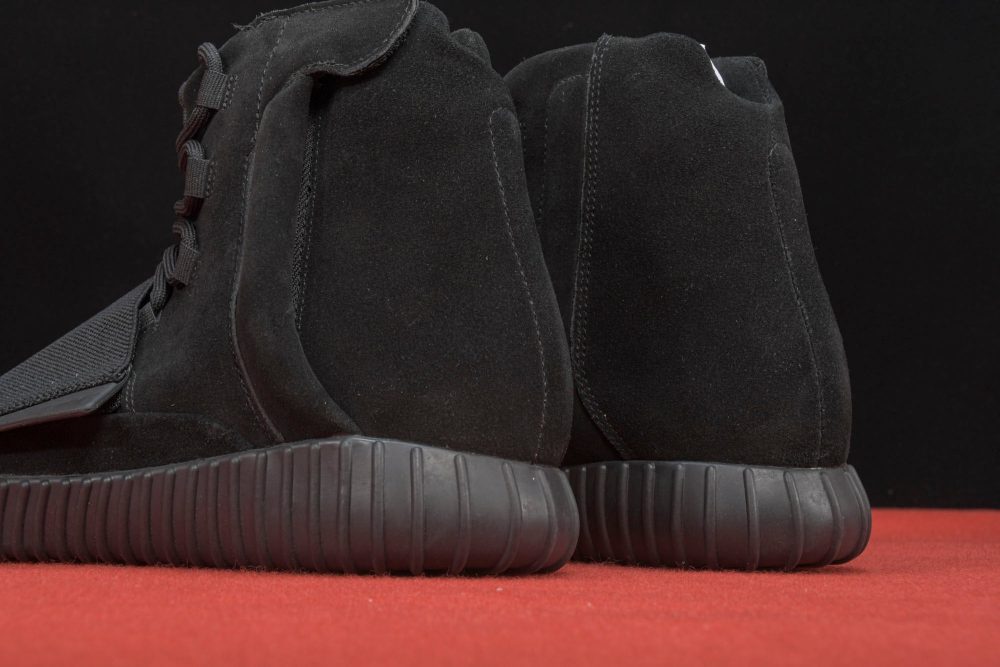 Yzy Boost 750 Triple Black - Image 8