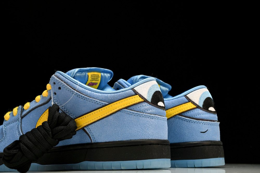 Powerpuff Girls x SB Dnk Low 'Bubbles' - Image 8