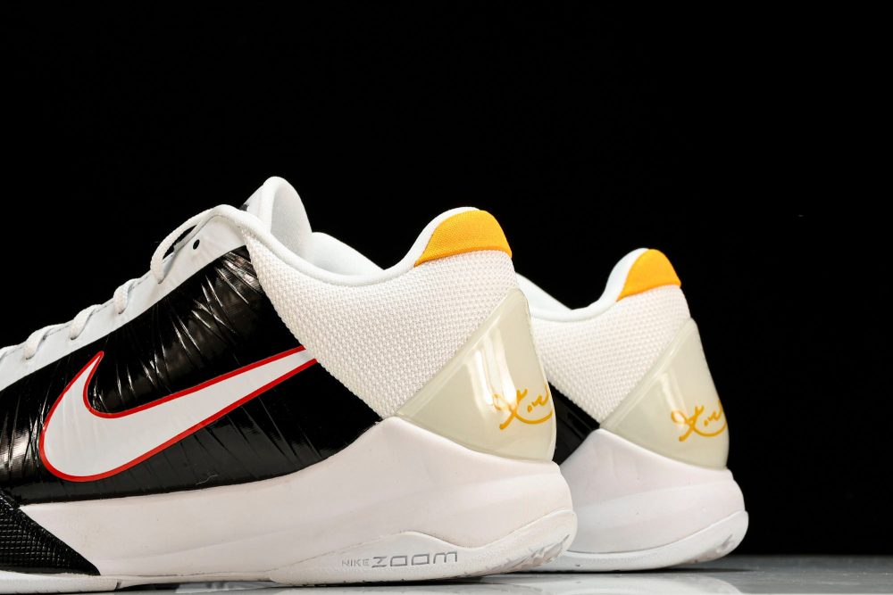Kobe 5 Protro 'Bruce Lee Alternate' - Image 8