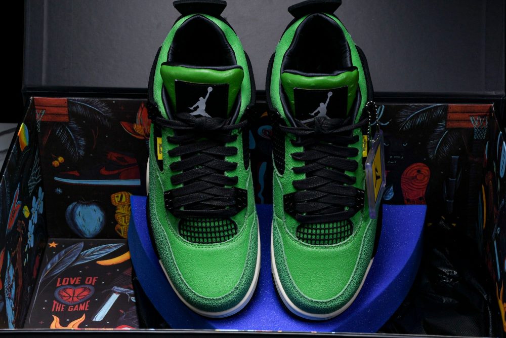 AJ4 Retro 'Manila' (Special Box) - Image 37