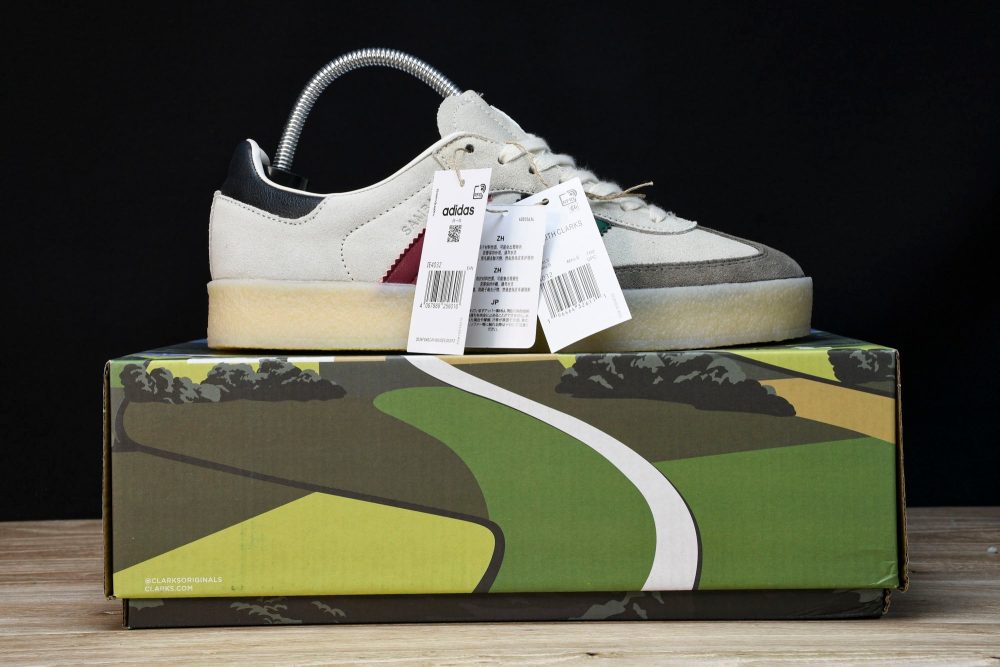 AD x Clarks '8th Street Samba' by Ronny Fieg 'Kithmas Multi' - Image 23