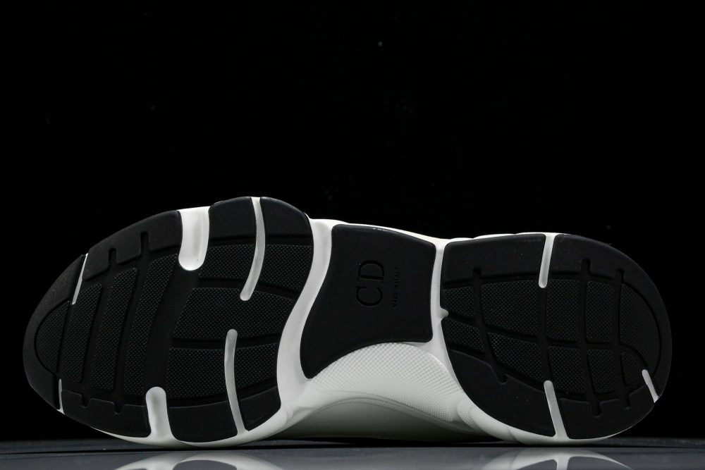 D1or B22 'White Silver' - Image 5