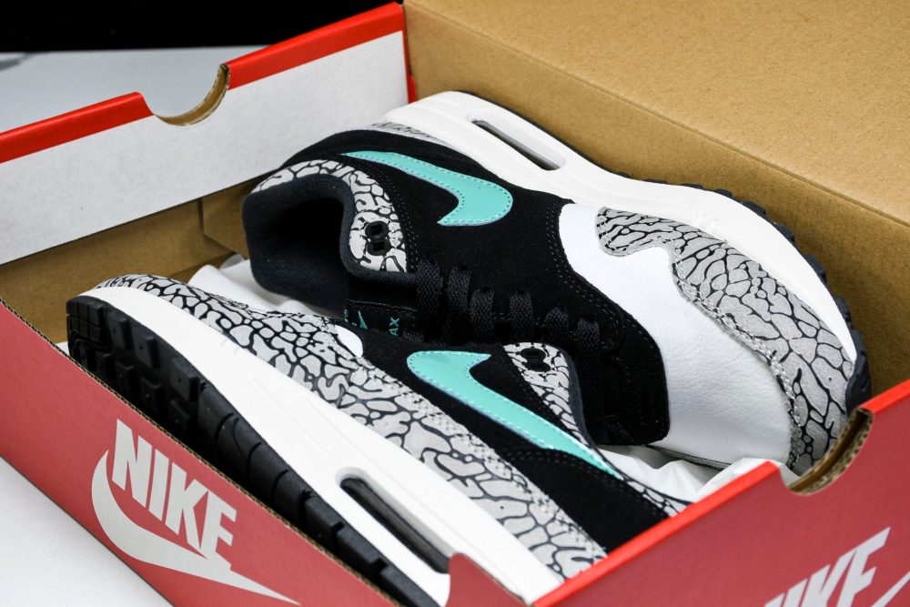 AM1 x Atmos 'Elephant' - Image 19