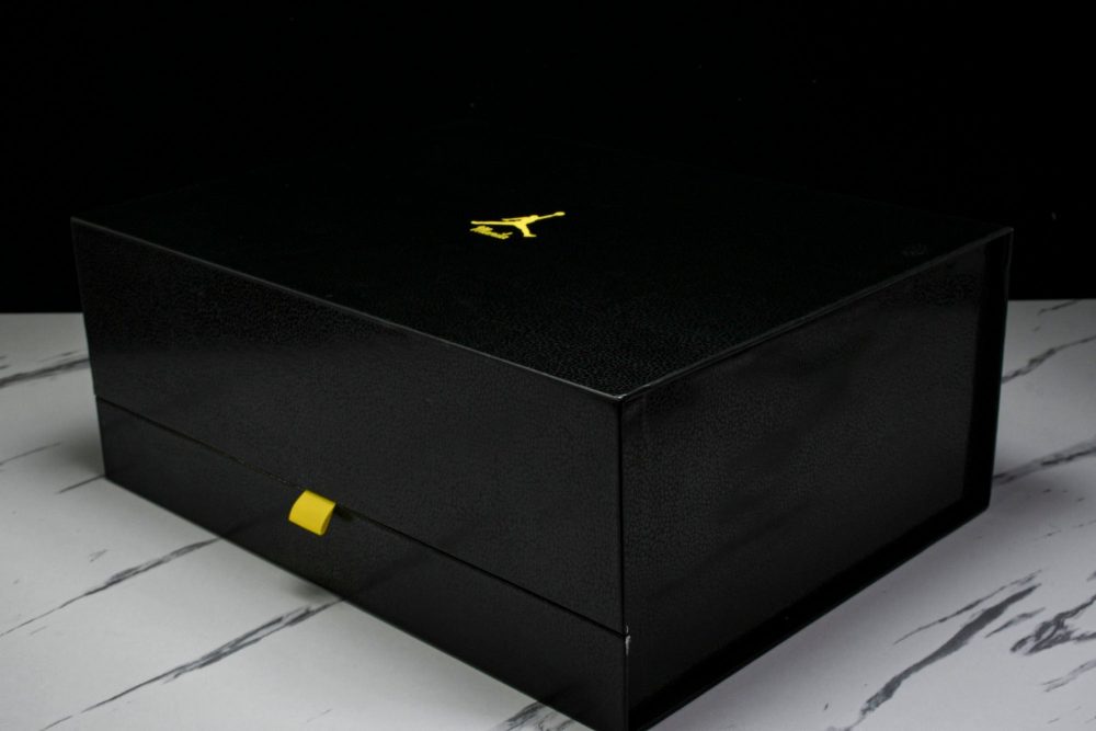 AJ4 Retro 'Manila' (Special Box) - Image 42