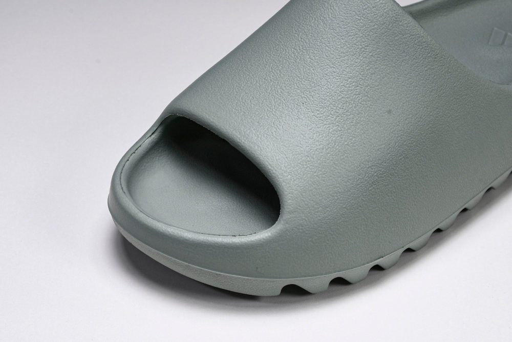 Yzy Slide 'Salt' - Image 9