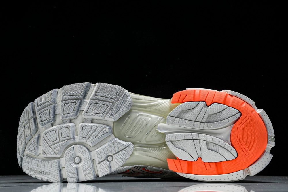 Runner 'White Orange' - Image 5