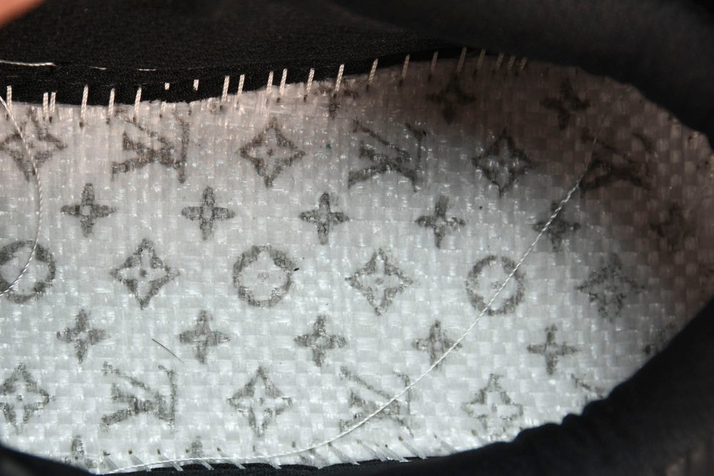 Louis Vuittоп x AF1 by Virgil Abloh 'Black' - Image 17