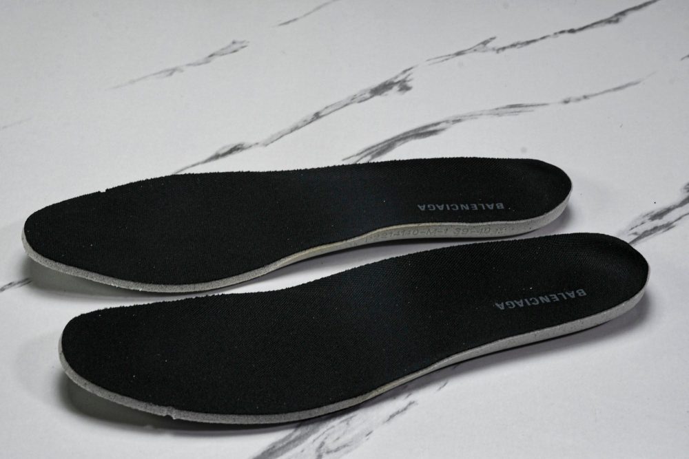 Runner 'Dark Grey Black' - Image 16