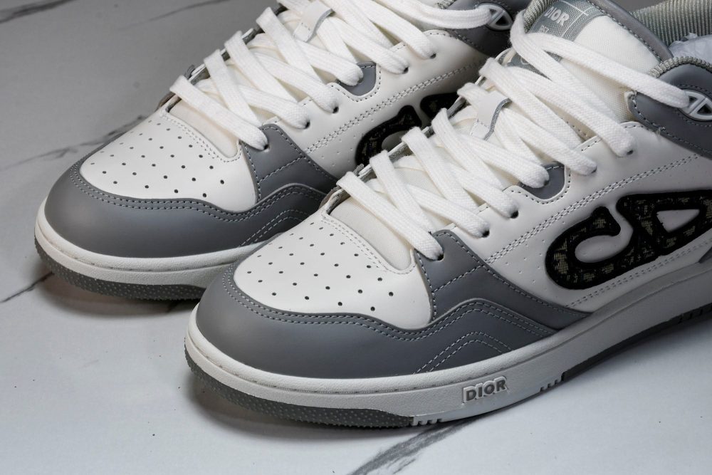 D1or B57 Mid-Top "Grey White' - Image 17