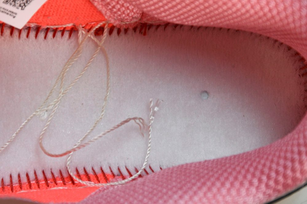 SB Dnk Low LX 'Barbie' - Image 16
