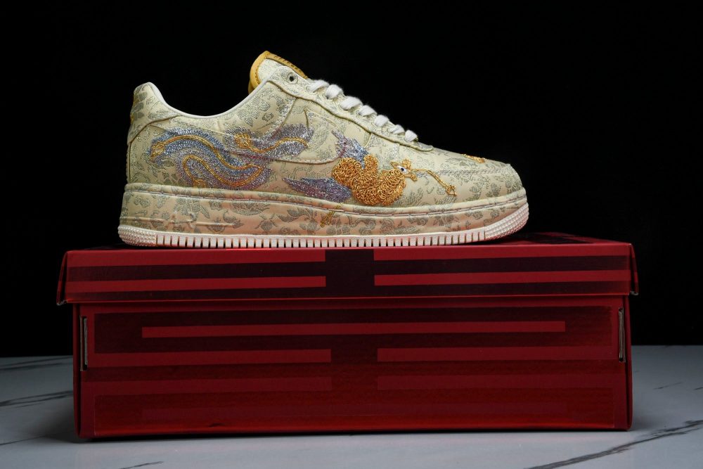 AF1 Low Year of the Dragon 'Gold' (2024) - Image 23