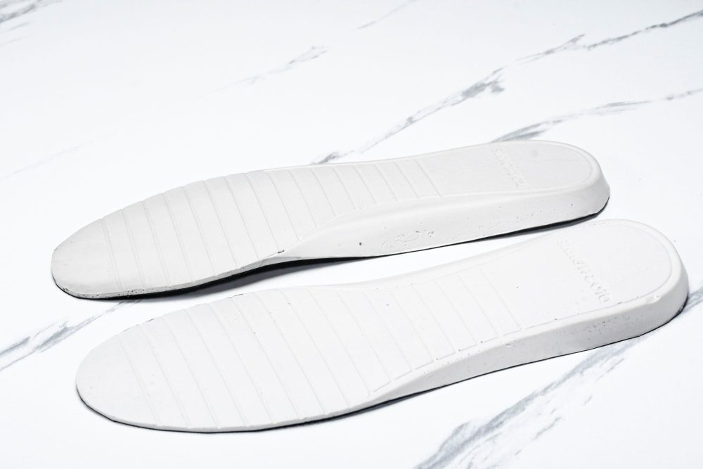 D1or B22 'Black Reflective' - Image 16
