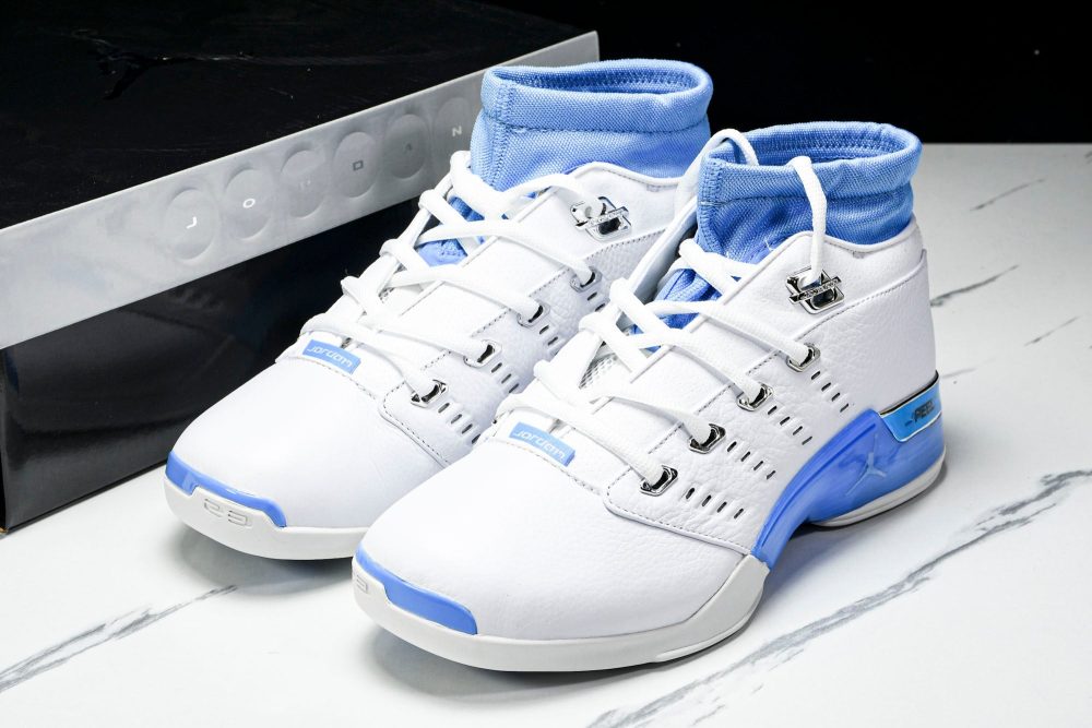AJ17 Retro 'University Blue' (2024) - Image 19