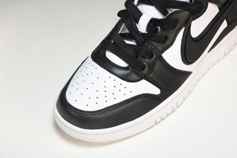 Dnk High x AMBUSH 'Black White' - Image 9