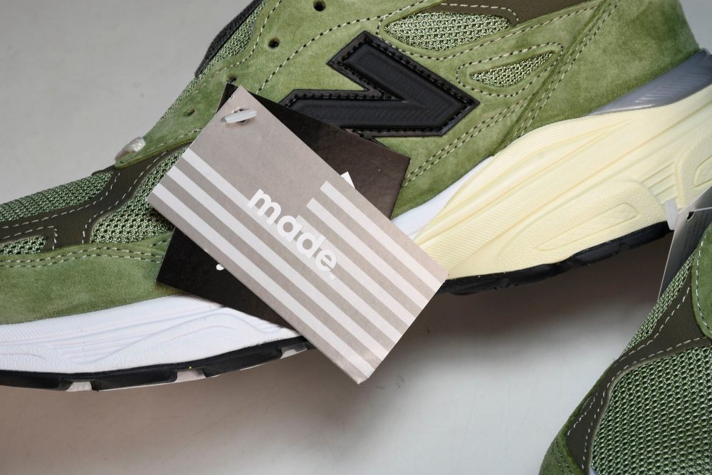 NB 990v3 x JJJJound 'Olive' - Image 9