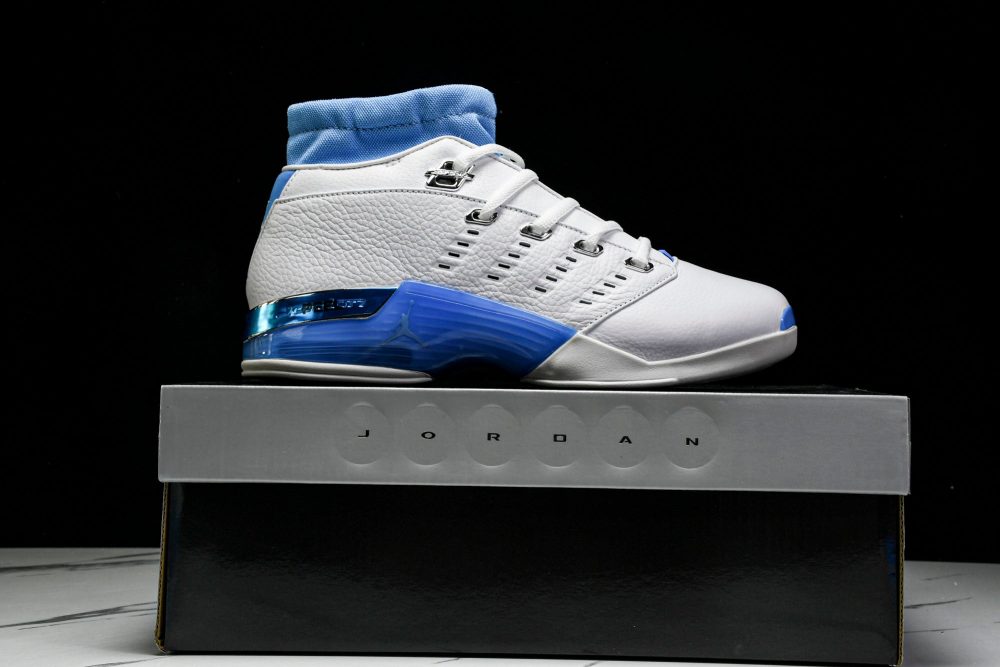 AJ17 Retro 'University Blue' (2024) - Image 22