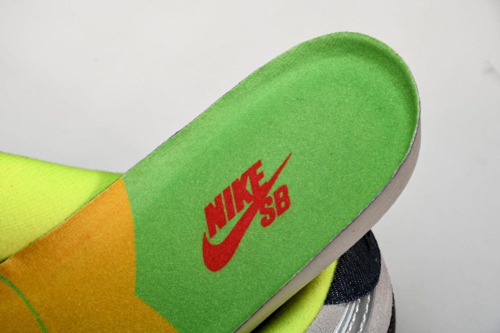 Dnk Low SB 'What The Dunk' - Image 13