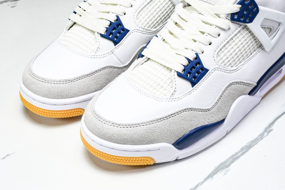 AJ4 Retro SB 'Navy' - Image 18