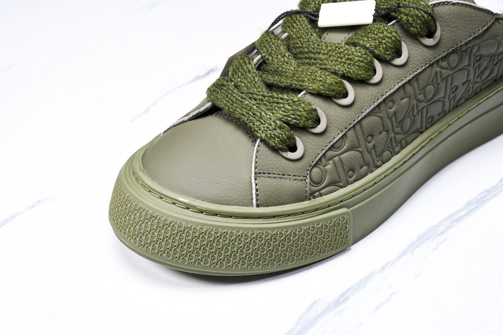 D1or B33 Gravity Leather 'Oblique Triple Khaki' - Image 9