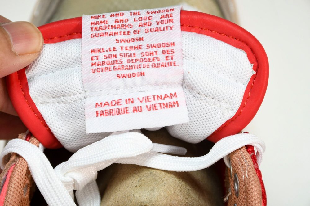 CLOT x SB Dnk Low 'What The CLOT' - Image 11