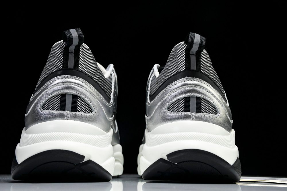 D1or B22 'Silver Black' - Image 5