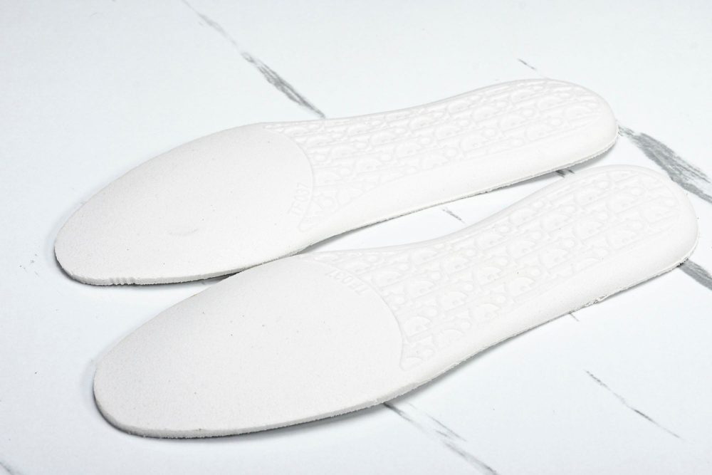 D1or B22 'Silver Black' - Image 13