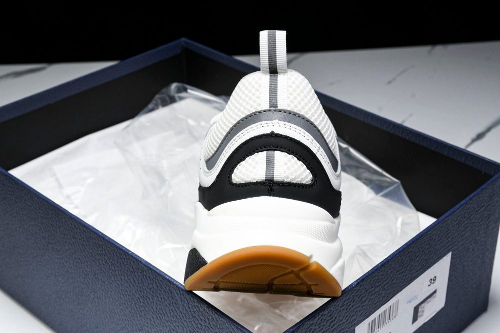 D1or B22 'White Black Gum' - Image 18
