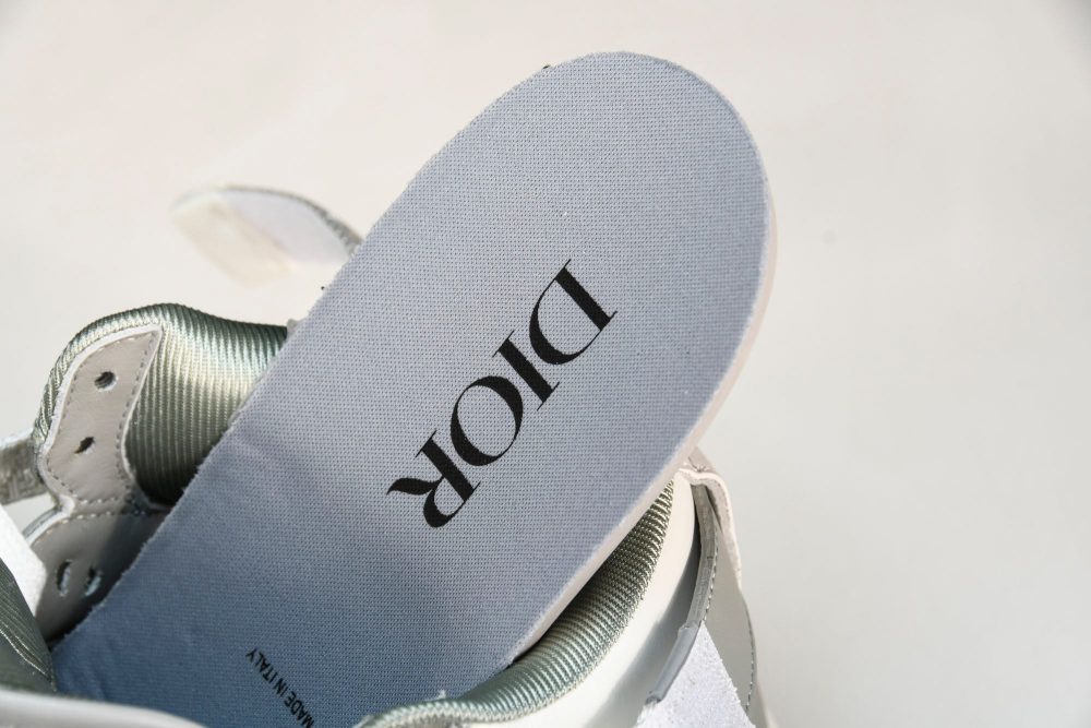 D1or B27 High Strap Oblique 'Grey White' - Image 14