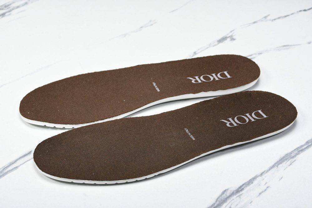 D1or B27 High by Birkenstock 'Cream' - Image 12