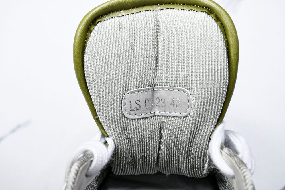D1or B27 Low Galaxy Leather 'Green White' - Image 10