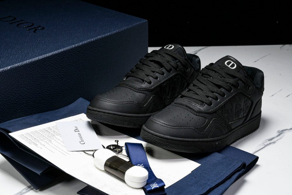D1or B27 Low Gravity Leather 'Triple Black' - Image 17