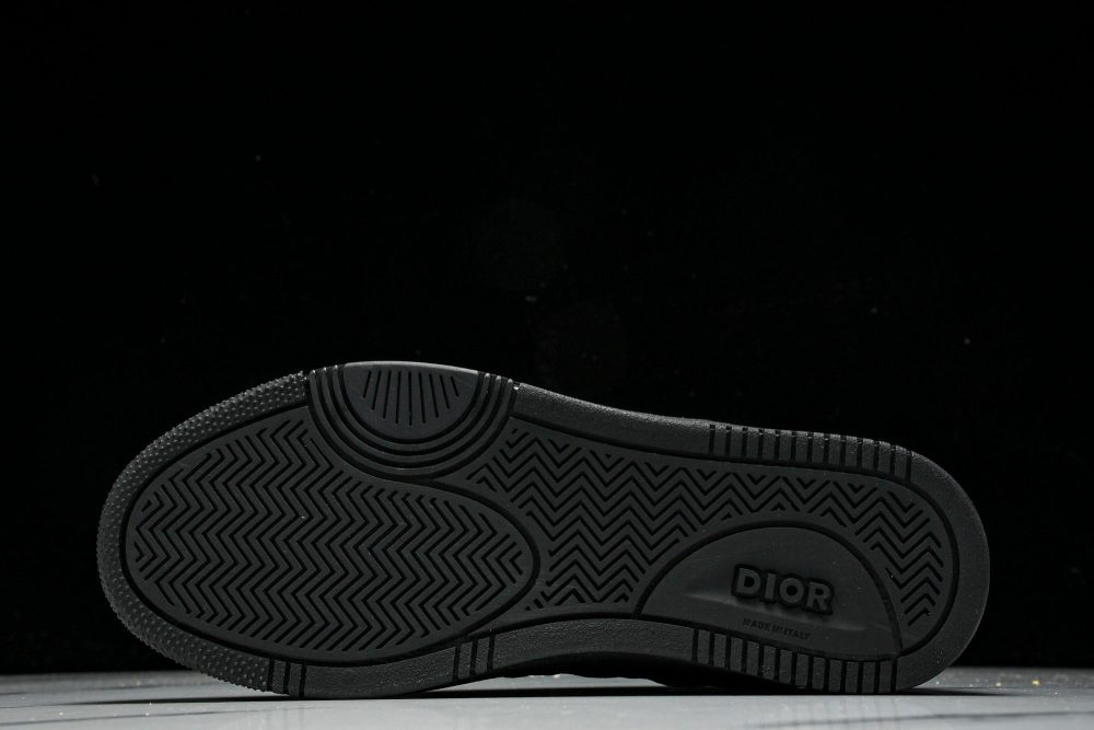 D1or B27 Low Gravity Leather 'Triple Black' - Image 8