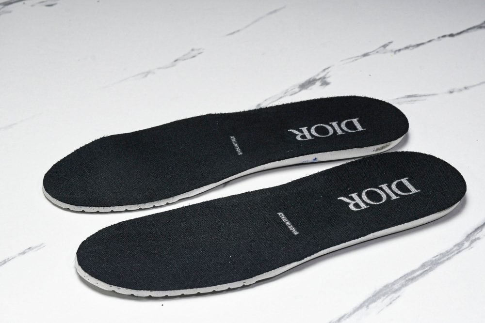 D1or B27 Low Gravity Leather 'Triple Black' - Image 12