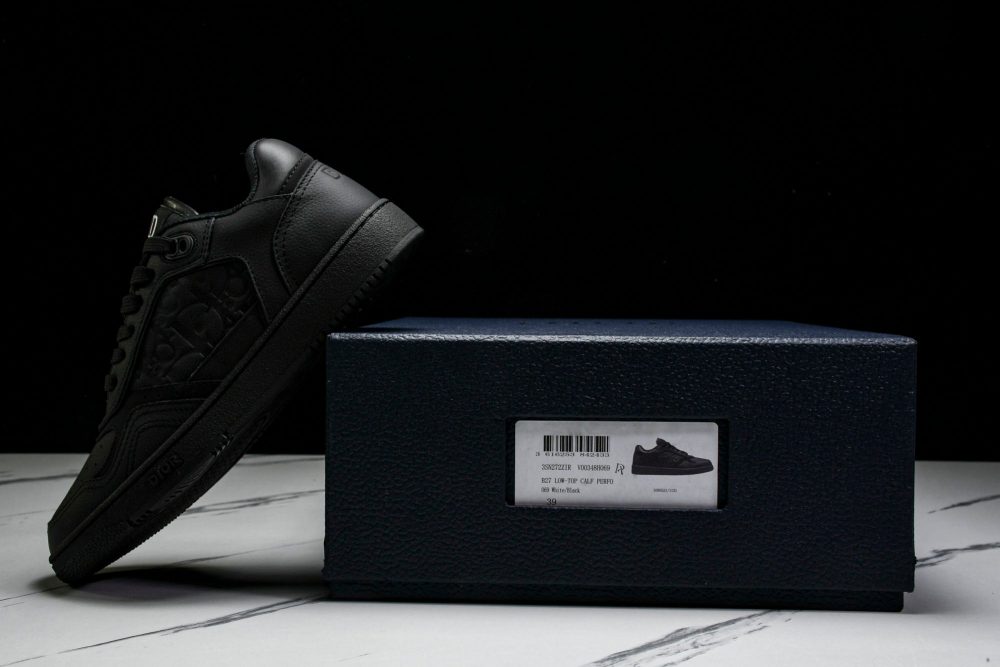 D1or B27 Low Gravity Leather 'Triple Black' - Image 22