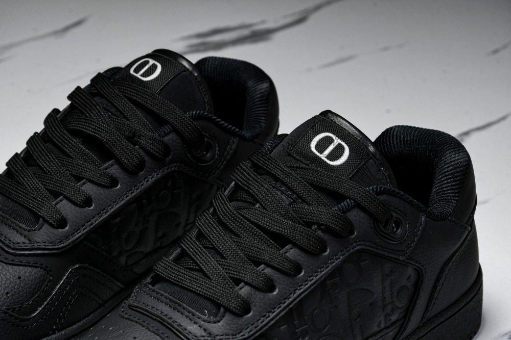 D1or B27 Low Gravity Leather 'Triple Black' - Image 23