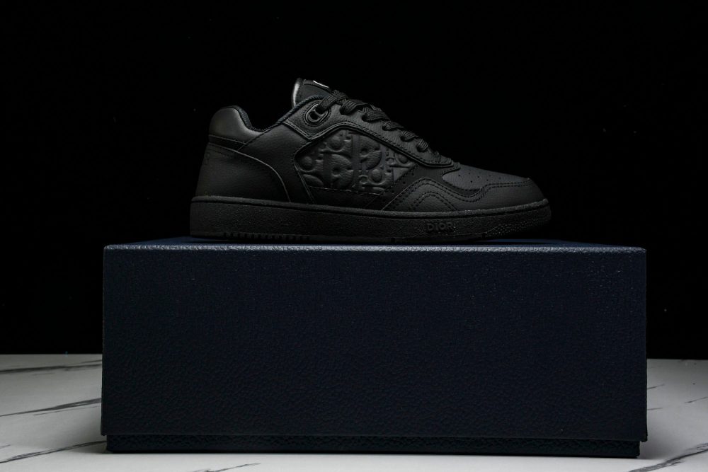 D1or B27 Low Gravity Leather 'Triple Black' - Image 28