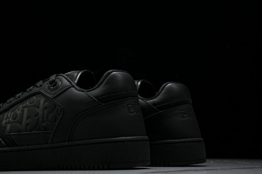 D1or B27 Low Gravity Leather 'Triple Black' - Image 6