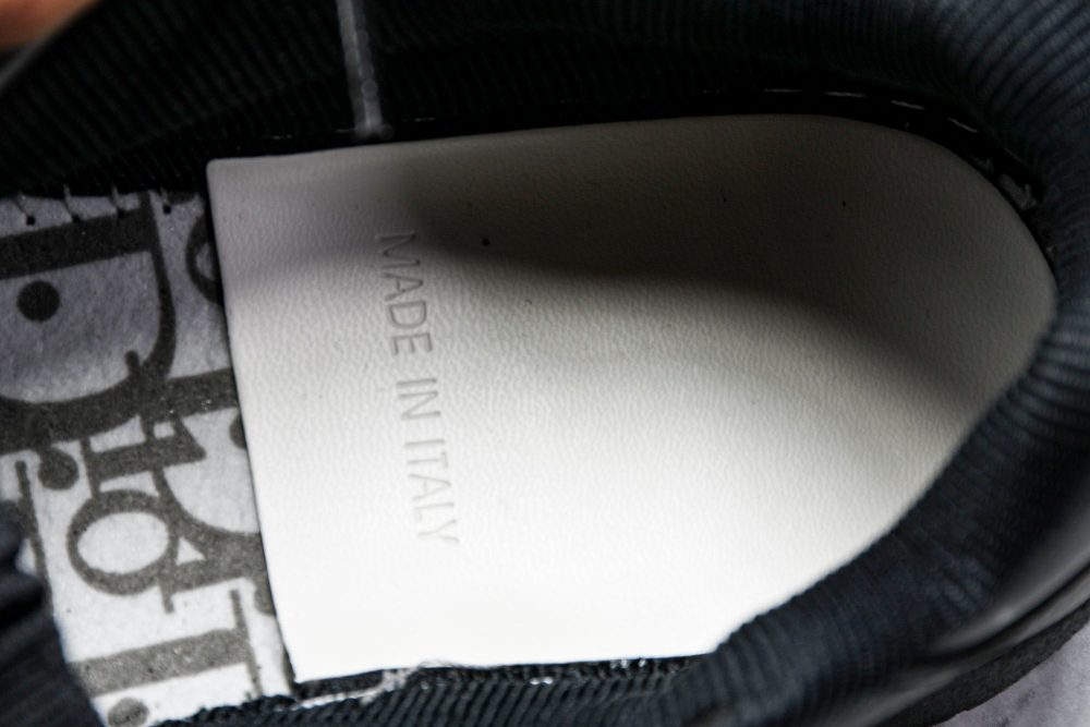 D1or B27 Low Gravity Leather 'Triple Black' - Image 33