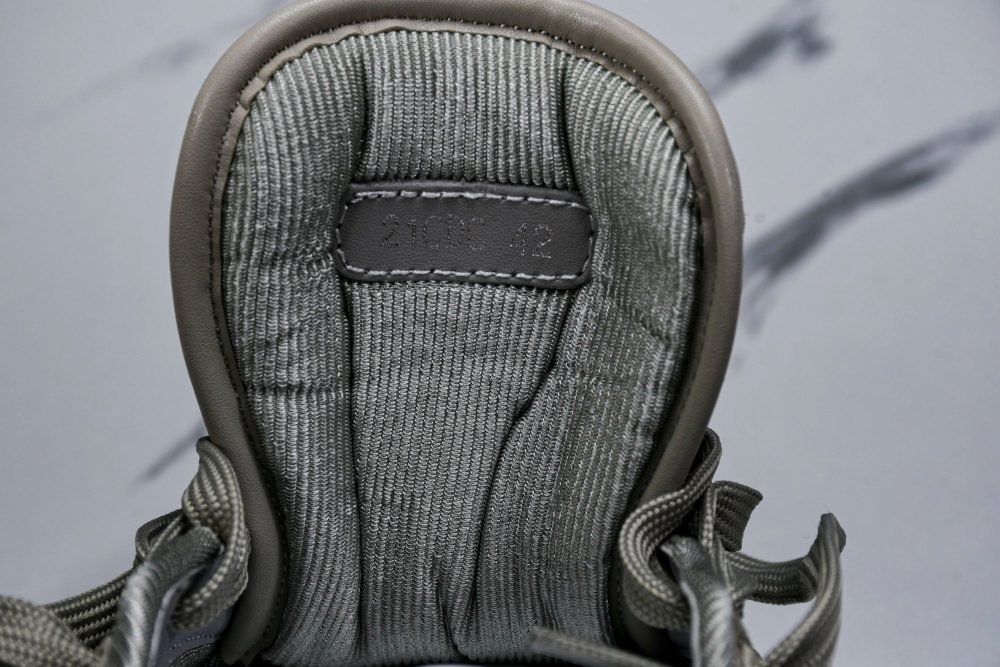 D1or B27 Low Gravity Leather 'Triple Khaki' - Image 11