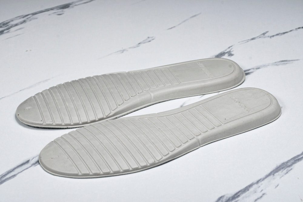 D1or B27 Low Gravity Leather 'Triple Khaki' - Image 15