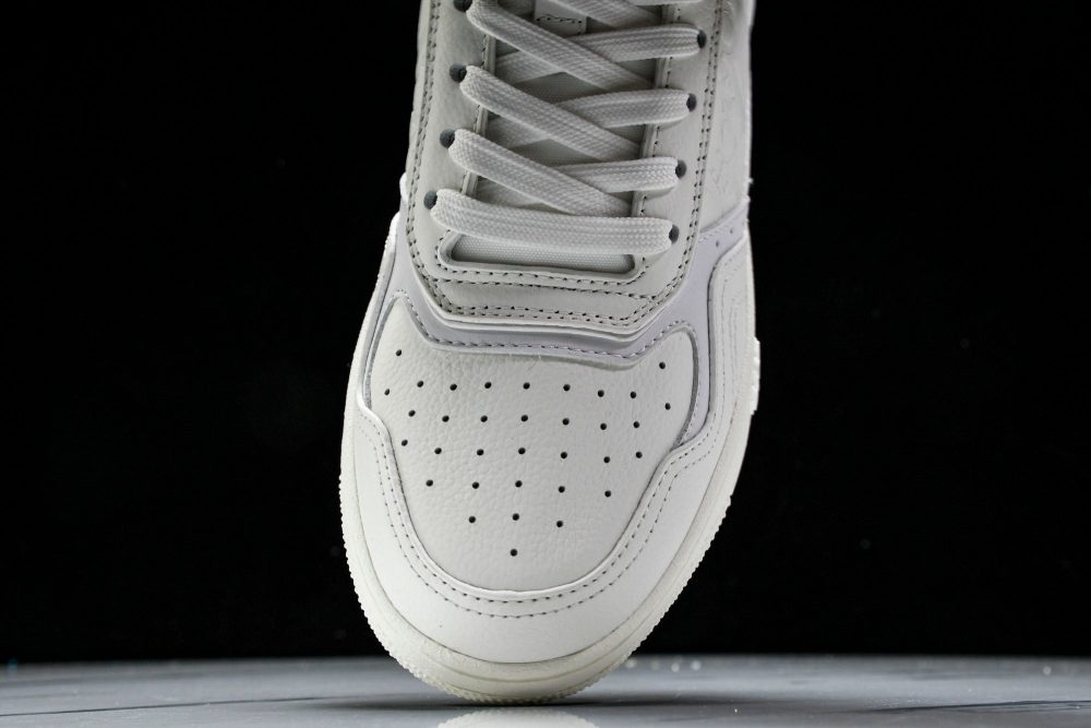 D1or B27 Low Gravity Leather 'Triple White' - Image 6