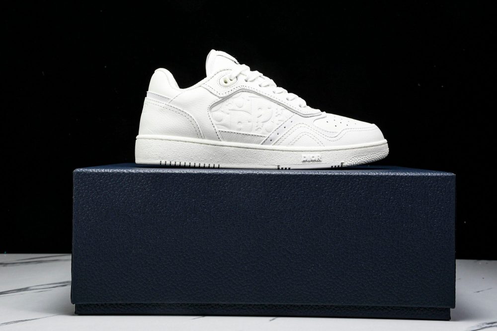 D1or B27 Low Gravity Leather 'Triple White' - Image 31