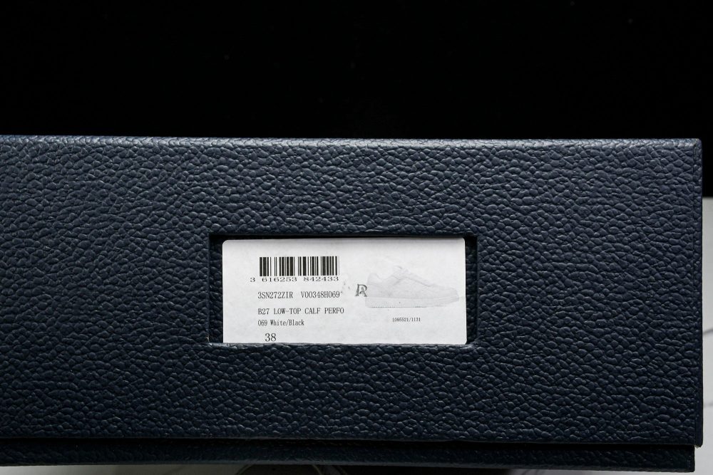D1or B27 Low Gravity Leather 'Triple White' - Image 26