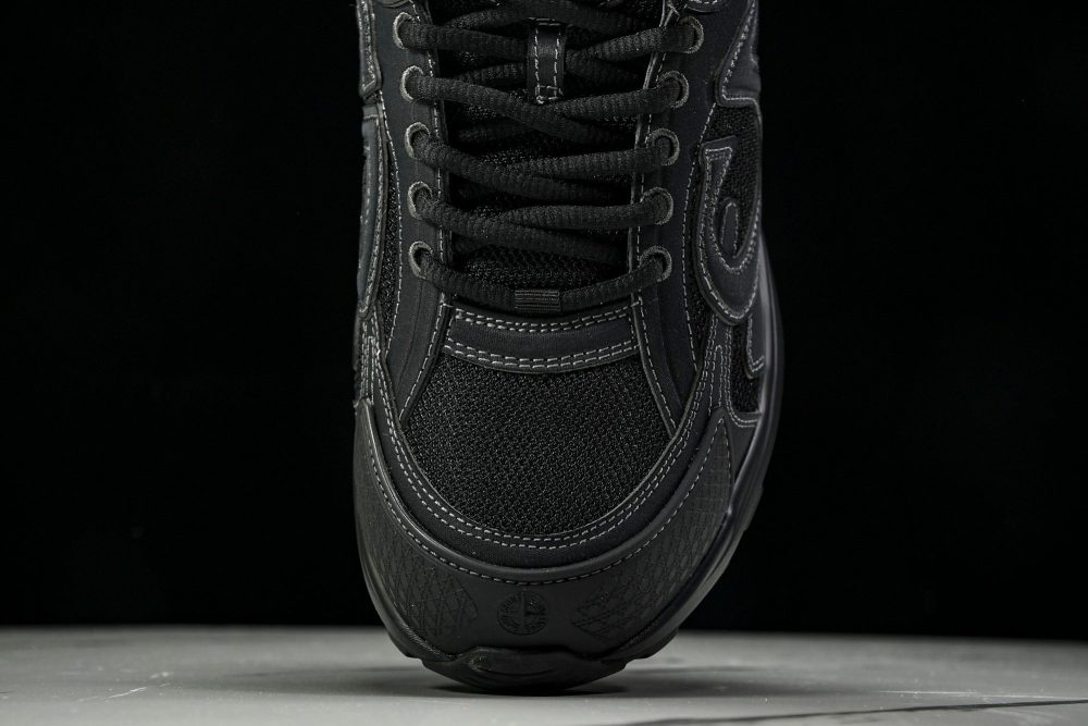 D1or B30 x Stone Island 'Black' - Image 8