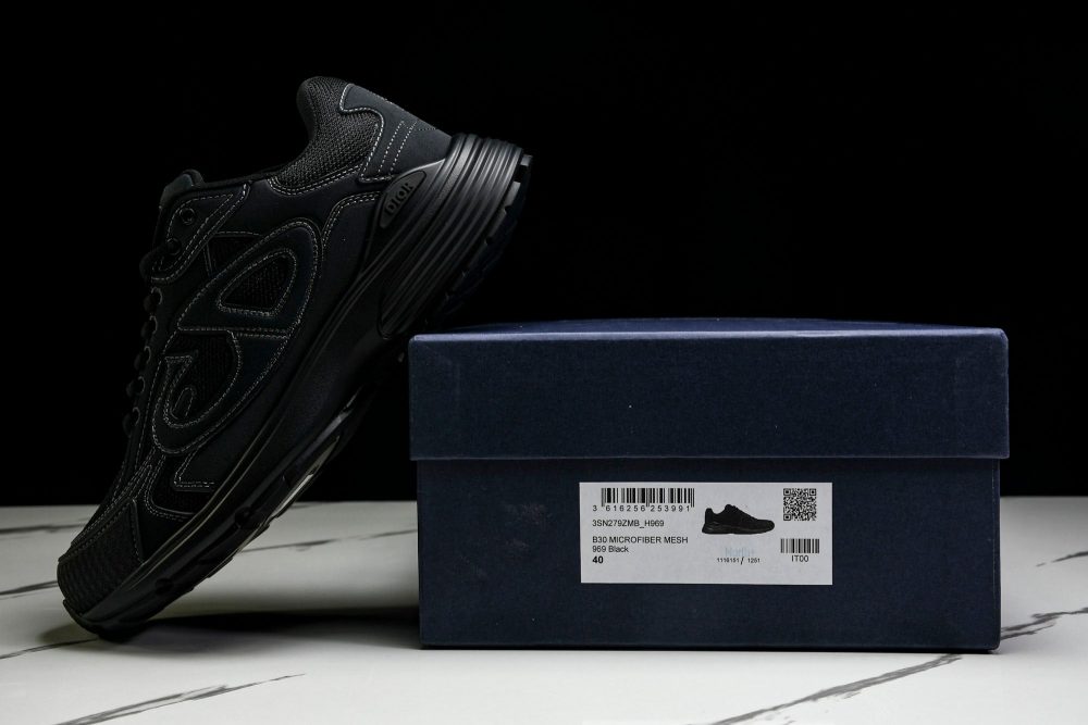 D1or B30 x Stone Island 'Black' - Image 34