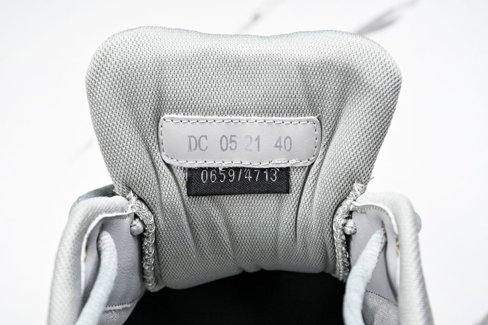 D1or B30 x Stone Island 'Grey' - Image 10